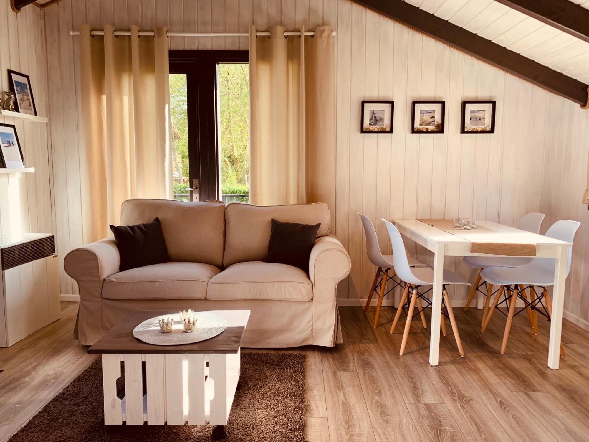 Ferienhaus Achtern Diek Emmelsbull-Horsbull Luaran gambar